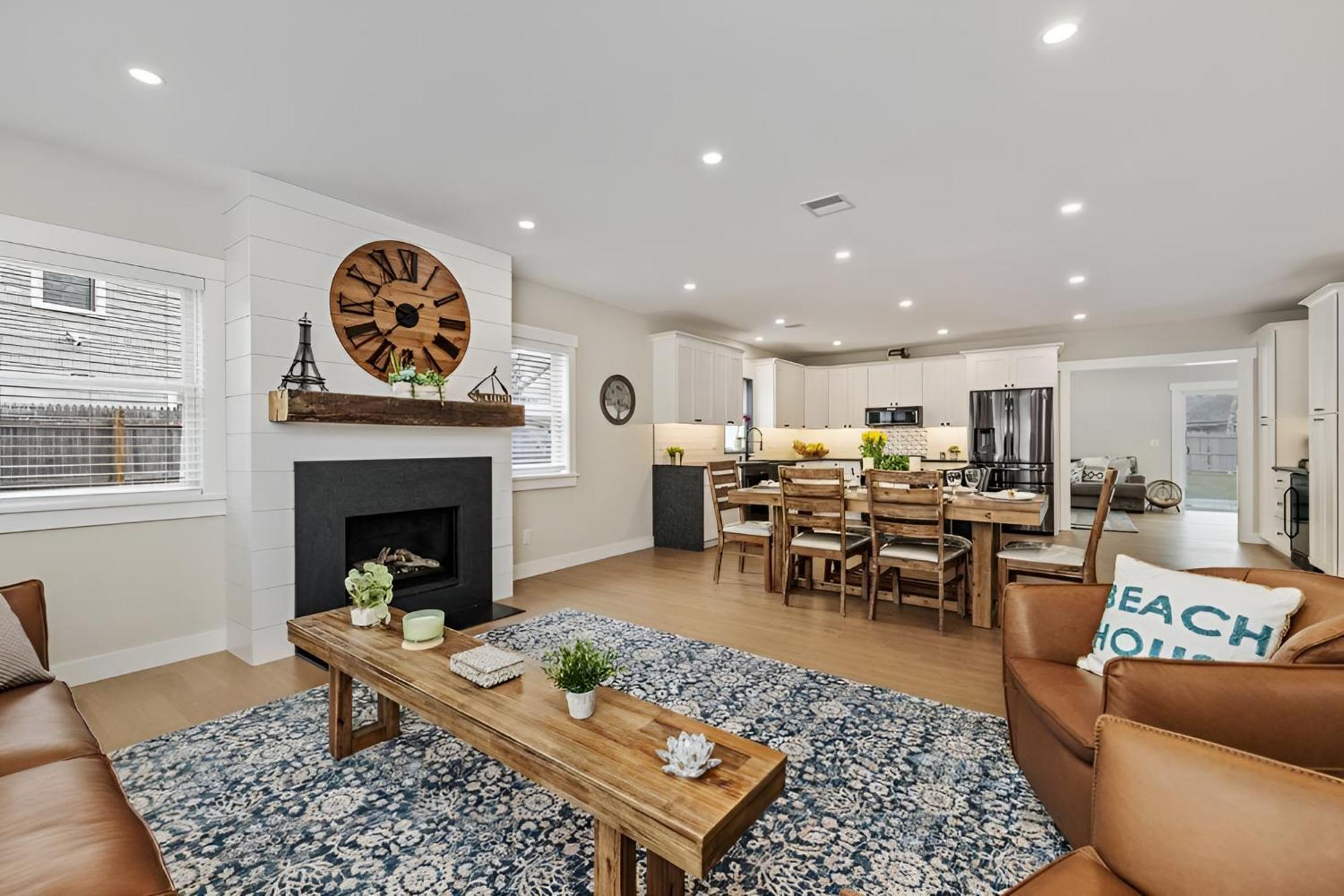 ברנסטייבל Renovated & Sophisticated Home Near Beach & Shops! מראה חיצוני תמונה